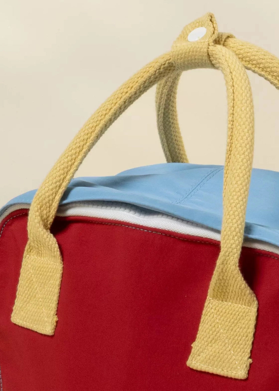 Mochila de nylon lavable